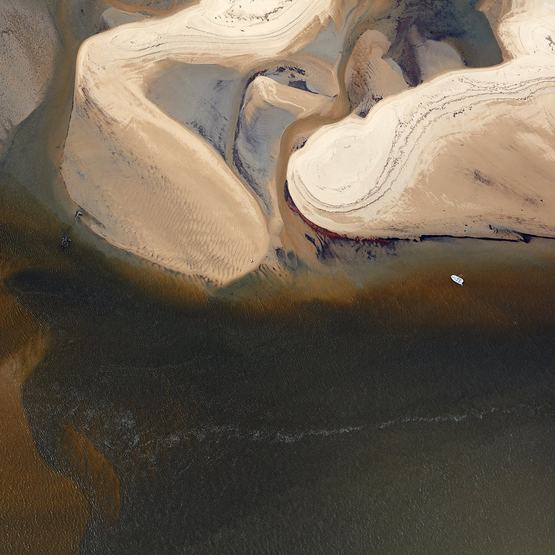 Girt By Sea 046